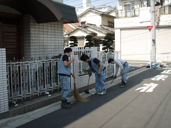 地域の道路清掃