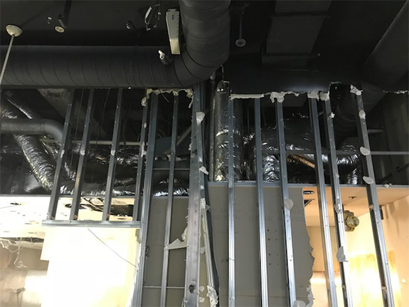 解体作業