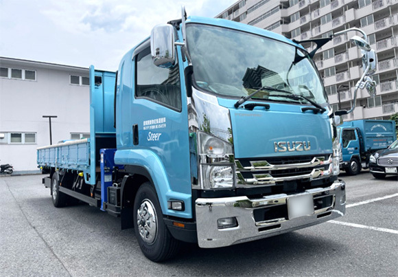 4tクレーン付平ボディー車
